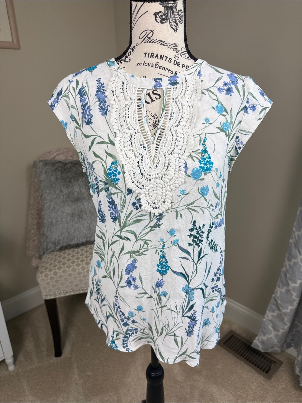 Floral Lace-Trim Cap Sleeve Top - White with Blue Floral Print